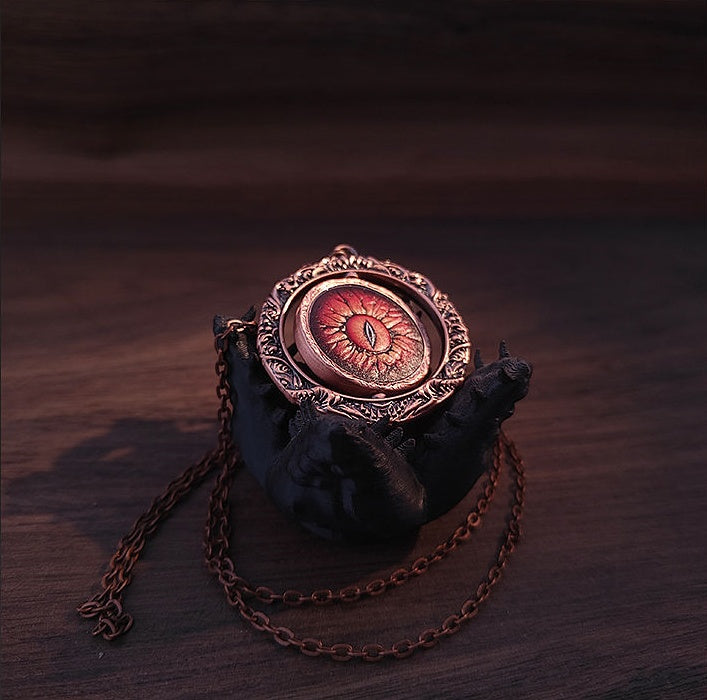 Eye of Judgment · Gehros Rotating Pendant